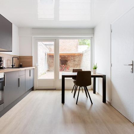 Residence Poterne Valenciennes Buitenkant foto